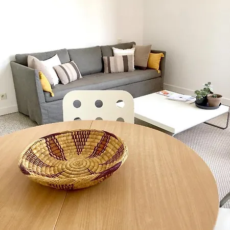 Apartment Dans Maison, Independant Et Jardin