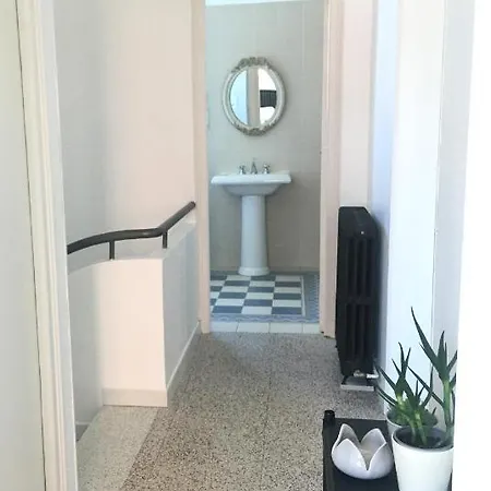 Apartment Dans Maison, Independant Et Jardin *