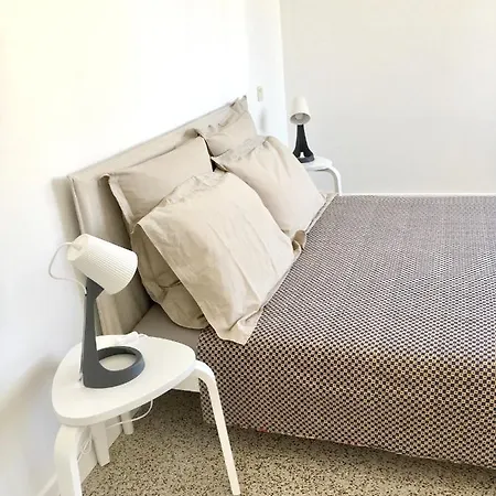 Dans Maison, Independant Et Jardin Apartment Perpignan